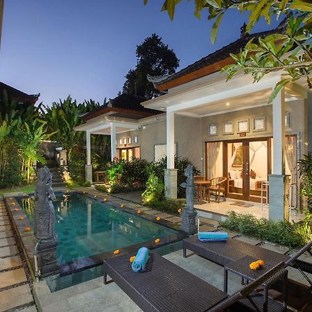 Pundi Kaya Hotel อูบุด ภายนอก รูปภาพ