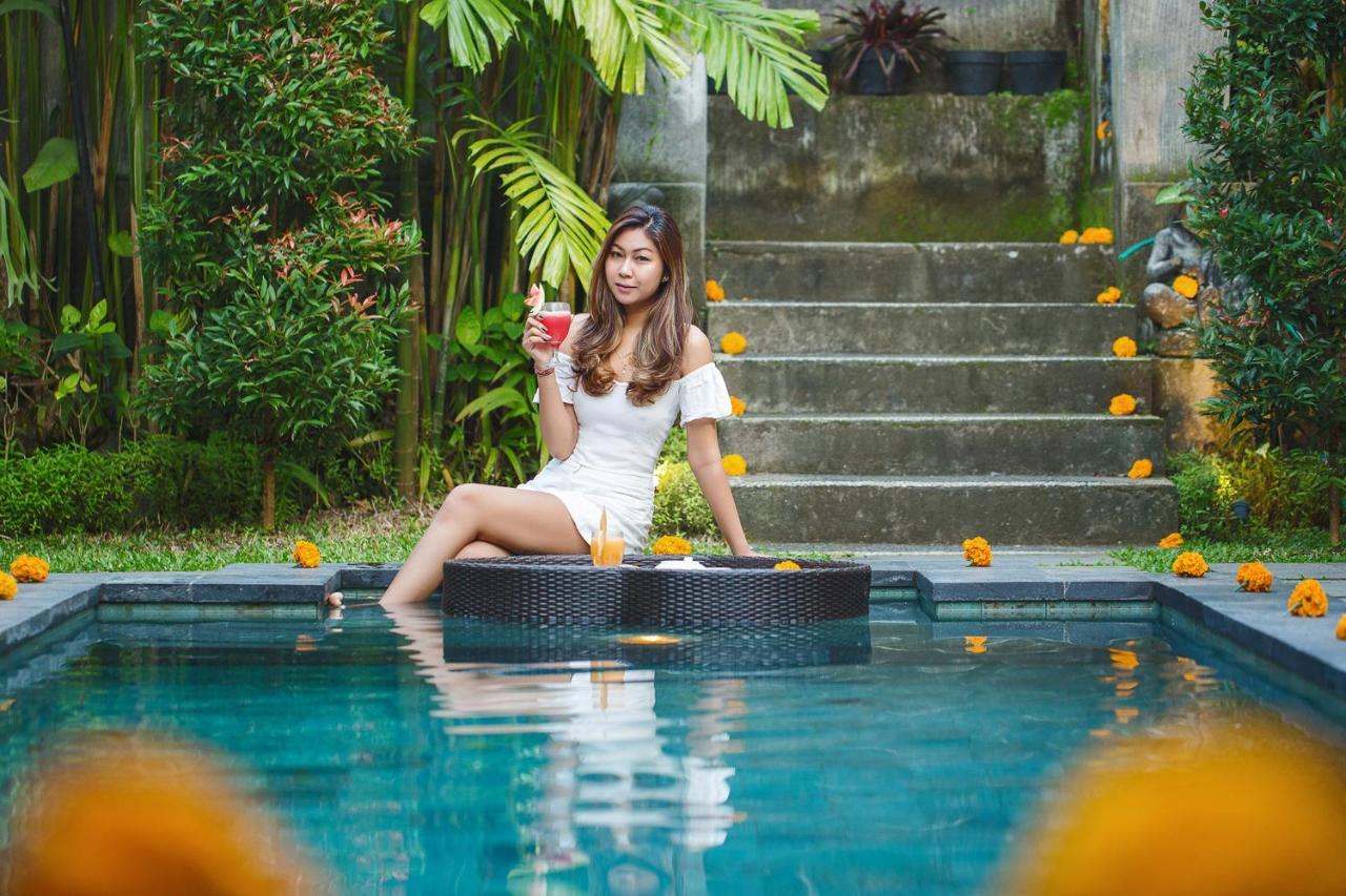 Pundi Kaya Hotel อูบุด ภายนอก รูปภาพ